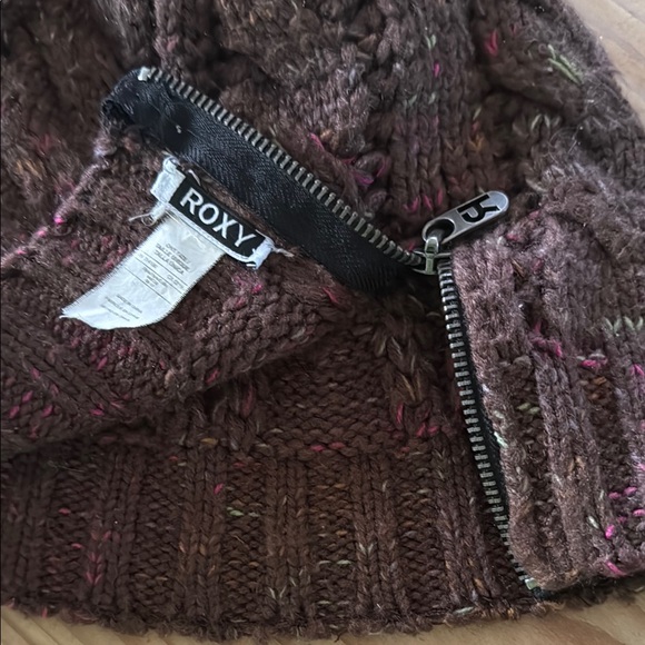 Roxy Brown Knit Beanie with Pink Highlights - Picture 3 of 3